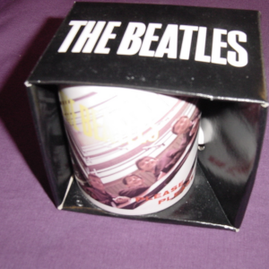 The Beatles, krus med motiv fra Please Please me. NYT