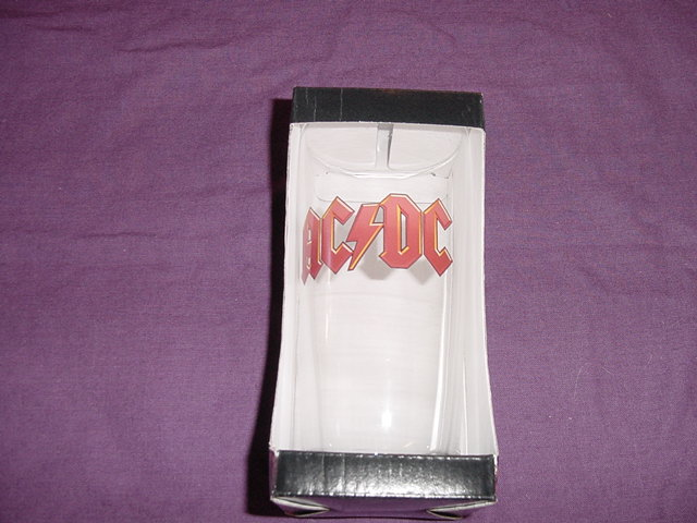 AC/DC drinksglas i flot æske. NY - Billede 2